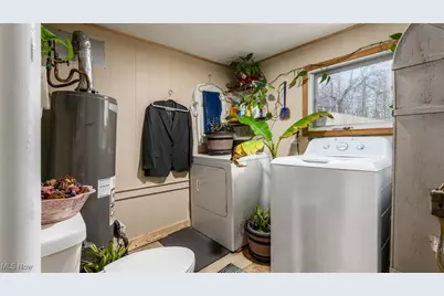 8755 Main Street SE, Corning, OH 43730 - Photo 15