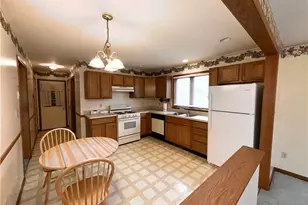 828 Woodfield Ct, Boardman, OH 44512 - Photo 11