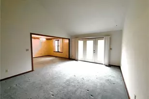 828 Woodfield Ct, Boardman, OH 44512 - Photo 5