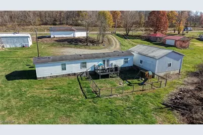 8963 State Route 83, Holmesville, OH 44633 - Photo 7