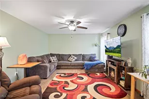 1121 Brittany Blvd, Akron, OH 44312 - Photo 9