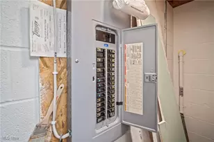 1121 Brittany Blvd, Akron, OH 44312 - Photo 39