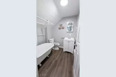 689 Kling Street, Akron, OH 44311 - Photo 21