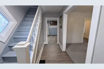 689 Kling Street, Akron, OH 44311 - Photo 3