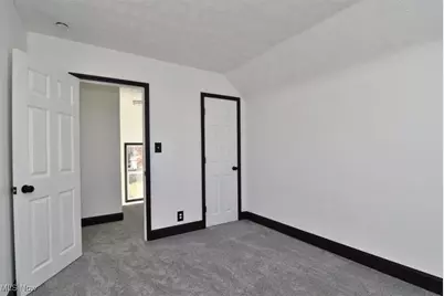 1321 W 10th Street, Lorain, OH 44052 - Photo 21
