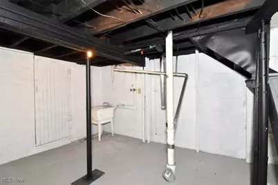 1321 W 10th Street, Lorain, OH 44052 - Photo 31