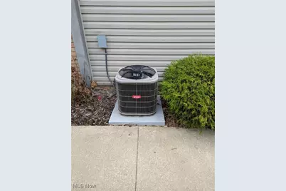 1563 Cambridge Avenue SW, North Canton, OH 44709 - Photo 27