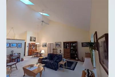 1563 Cambridge Avenue SW, North Canton, OH 44709 - Photo 3