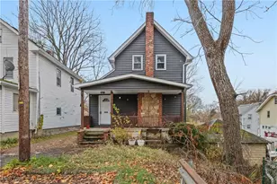 286 Alhambra Way, Akron, OH 44302 - Photo 1