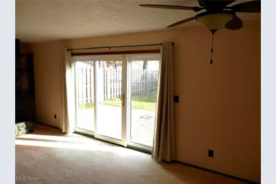 30054 Robert Street, Wickliffe, OH 44092 - Photo 9