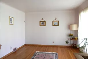 30054 Robert St, Wickliffe, OH 44092 - Photo 3