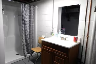 30054 Robert St, Wickliffe, OH 44092 - Photo 21