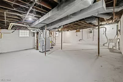 111 Akers Avenue, Akron, OH 44312 - Photo 31