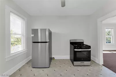 20101 Tracy Avenue, Euclid, OH 44123 - Photo 9