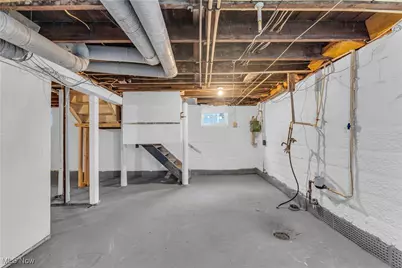 485 E Archwood Avenue, Akron, OH 44301 - Photo 23