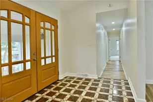 6152 Southern Hills Ct, Canfield, OH 44406 - Photo 7