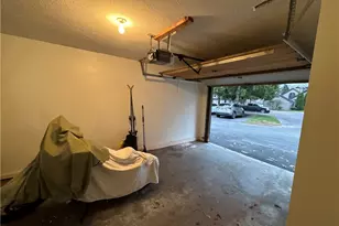 3850 Northwoods Ct NE, Warren, OH 44483 - Photo 15