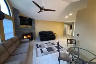 3850 Northwoods Ct NE, Warren, OH 44483 - Photo 5