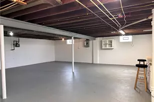 301 Park Dr, Campbell, OH 44405 - Photo 23