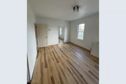 3302 W 48th Street, Loveland, OH 44102 - Photo 11