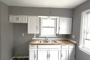 17312 Glendale Ave, Loveland, OH 44128 - Photo 9