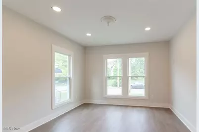 1464 E 123 Street, Loveland, OH 44106 - Photo 9