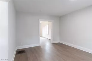 1464 E 123 St, Loveland, OH 44106 - Photo 31