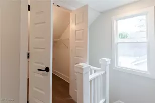 1464 E 123 St, Loveland, OH 44106 - Photo 17