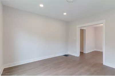 1464 E 123 Street, Loveland, OH 44106 - Photo 11