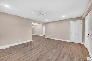 3006 Abbe Rd, Sheffield Village, OH 44054 - Photo 3