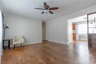 1092 Sutherland Ave, Akron, OH 44314 - Photo 5