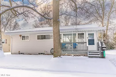 1092 Sutherland Avenue, Akron, OH 44314 - Photo 31