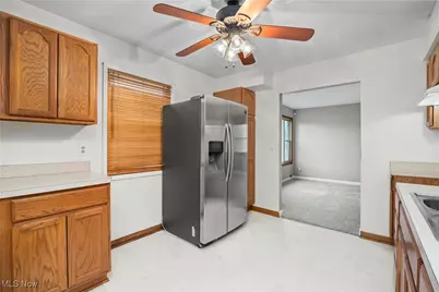 167 Clinton Avenue, Elyria, OH 44035 - Photo 5