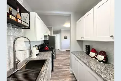 3277 Cedarbrook Road, Cleveland Heights, OH 44118 - Photo 3