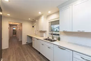 2500 Deborah Dr, Beachwood, OH 44122 - Photo 13