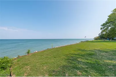 4502 Edgewater Drive, Sheffield Lake, OH 44054 - Photo 3