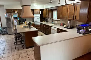 10719 Johnnycake Ridge Rd, Painesville, OH 44077 - Photo 5