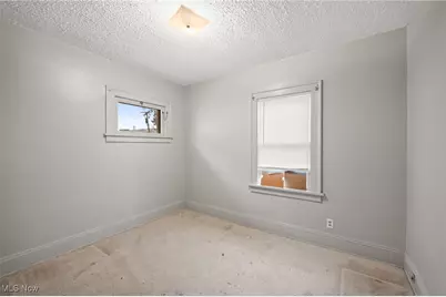 1646 Grace Avenue, Oakwood, OH 44107 - Photo 11