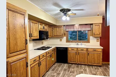 729 Lynnwood Drive, Minerva, OH 44657 - Photo 5