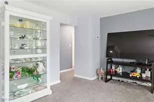 354 Ewing Rd, Youngstown, OH 44512 - Photo 5