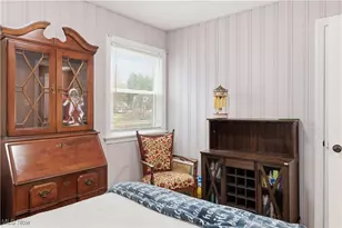 354 Ewing Rd, Youngstown, OH 44512 - Photo 21