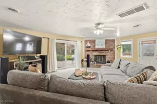 8575 E Craig Dr, Chagrin Falls, OH 44023 - Photo 17