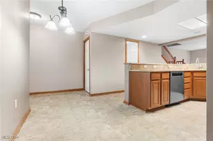 135 Sand Ct, Fairlawn, OH 44333 - Photo 11