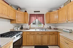 9961 Johnnycake Ridge Rd, Concord, OH 44077 - Photo 29