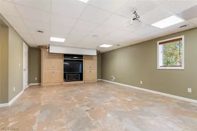 6205 Bertram Avenue NW, Canton, OH 44718 - Photo 35