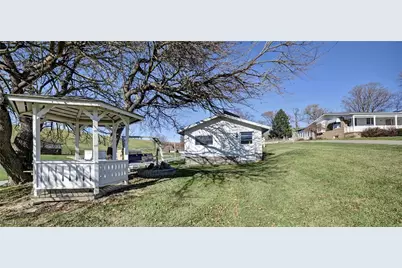 7501 Roy Andrews Road NW, New Philadelphia, OH 44663 - Photo 41