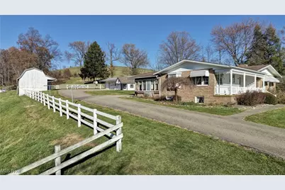 7501 Roy Andrews Road NW, New Philadelphia, OH 44663 - Photo 5