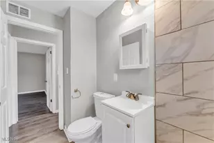 1092 Peerless Ave, Akron, OH 44320 - Photo 21