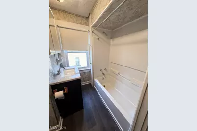 330 Garfield Street, Youngstown, OH 44502 - Photo 11