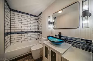 976 Kevin Dr, Kent, OH 44240 - Photo 13